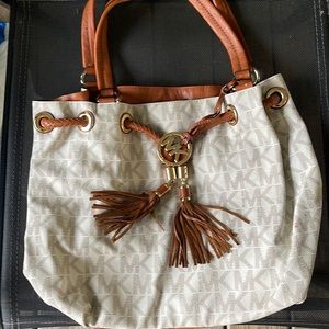 Michael Kors Shoulder Bag